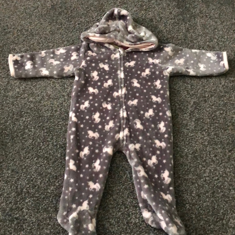 Baby girl fleece outfit (brand new, no tags)
